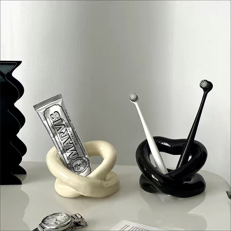 Keramik Zahnbürstenhalter Herz Design – Dekorativer Badezimmer Organizer