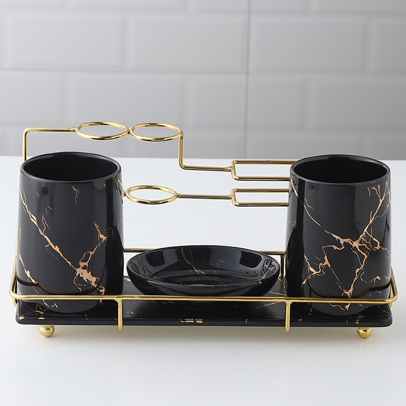 Keramik Badezimmer Set – Zahnbürstenhalter & Organizer mit Goldrahmen (Luxus Design)